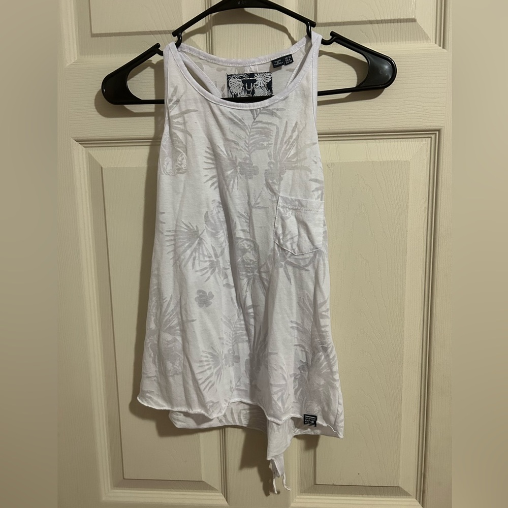 High scoop neck tank top